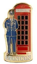 Zeige Details für Policeman with Telephone Box Pin Bild von Policeman with Telephone Box Pin